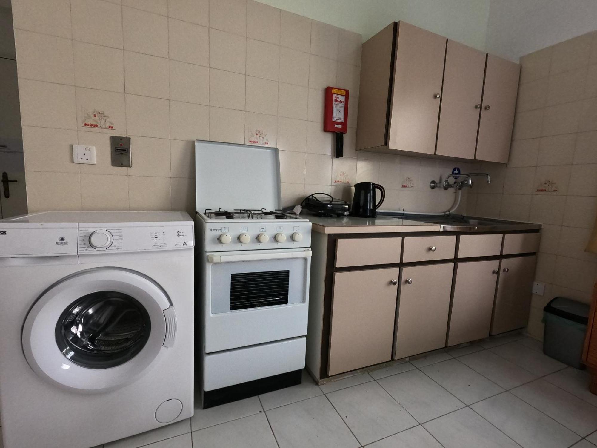 Paphos Island Budget Apartments מראה חיצוני תמונה